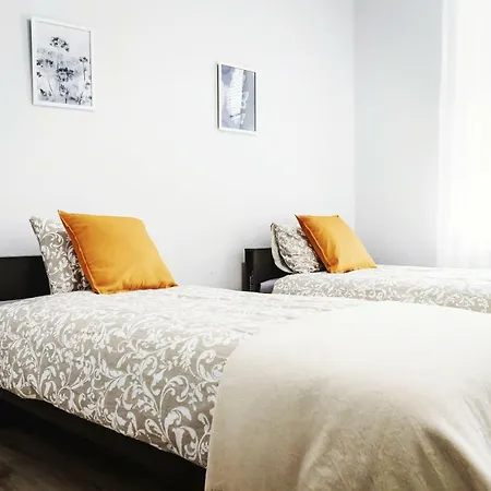 Fioletowy Krakowskie Przedmiescie 26 Apartment *