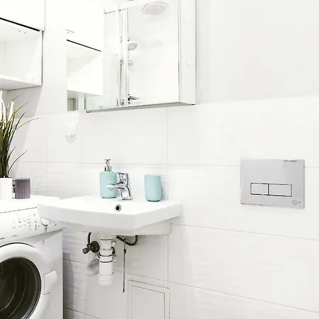 Fioletowy Krakowskie Przedmiescie 26